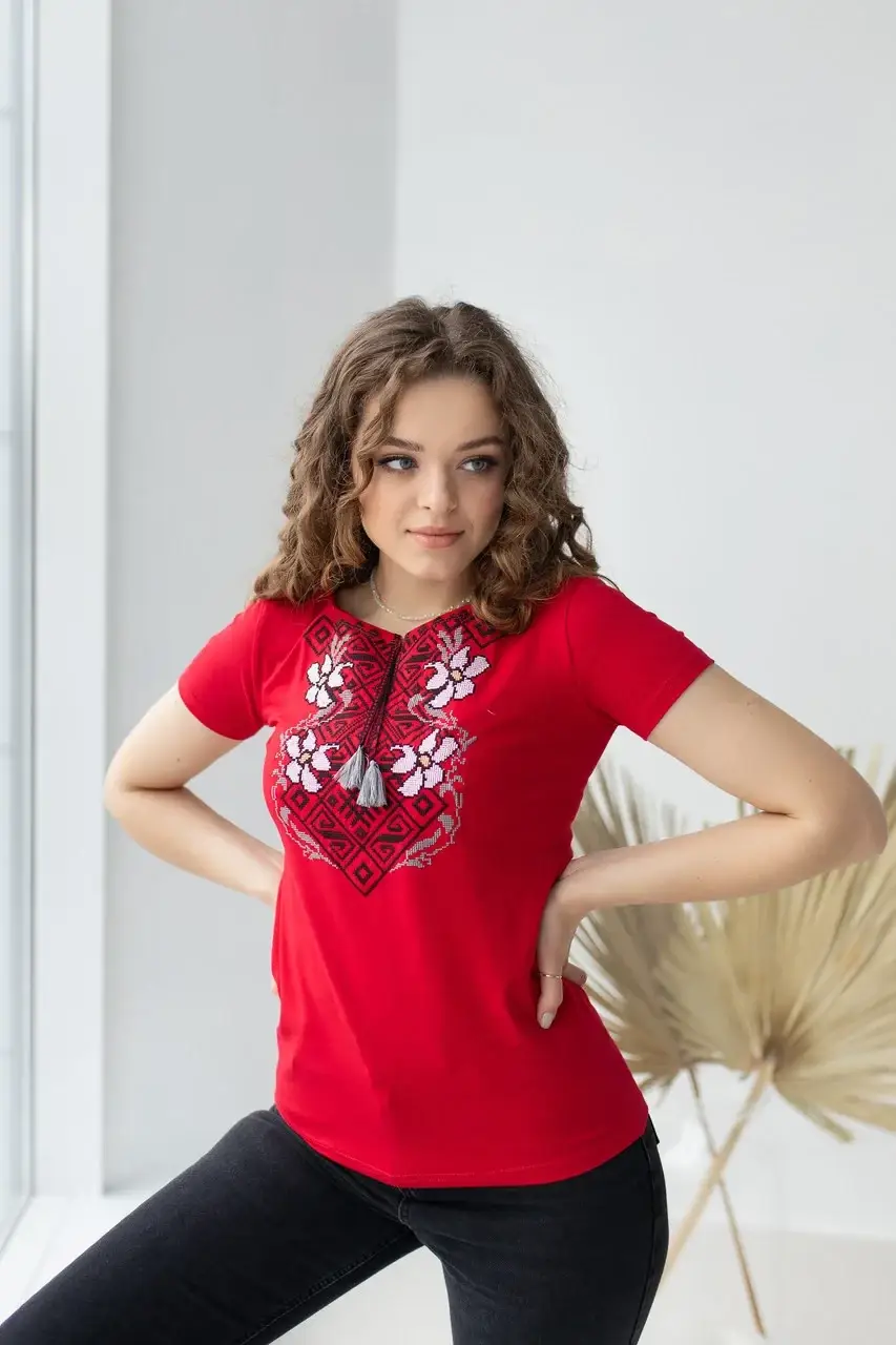 

Футболка Вышиванка женская трикотажная 4545К 2XL, Красный
