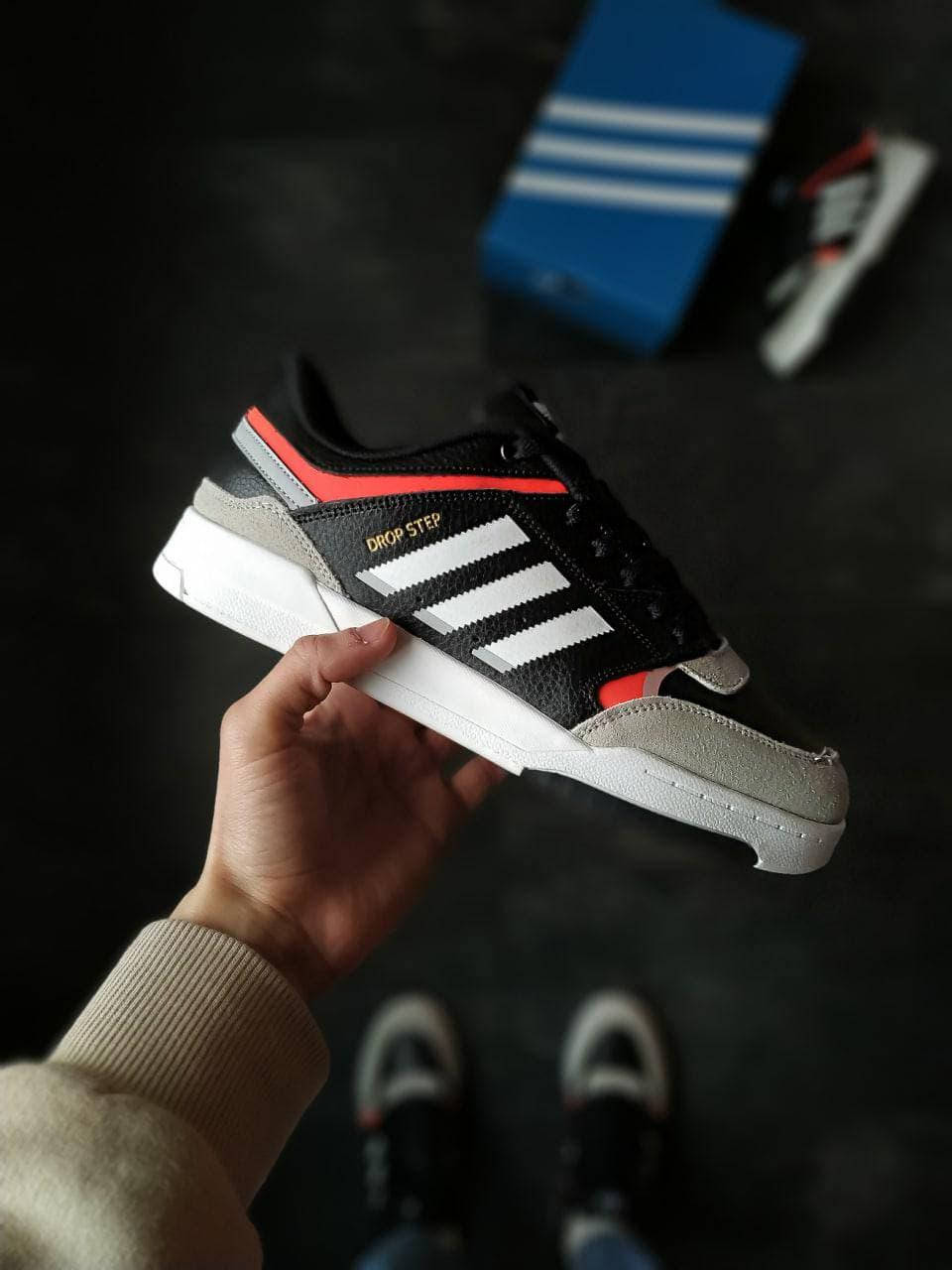 

Мужские кроссовки Adidas Drop Step чёрные с бело-бежевым (41-46), Серый