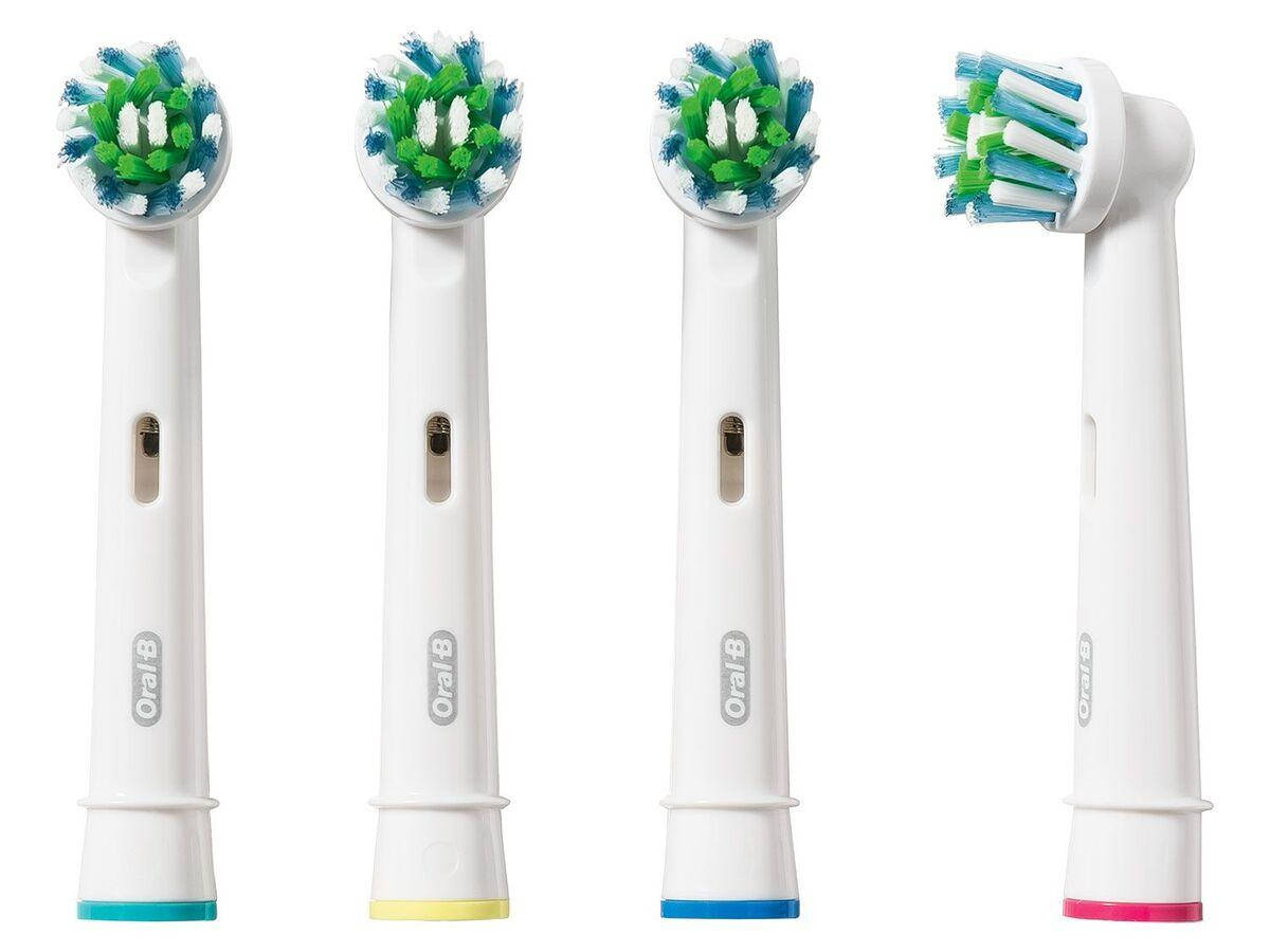 

Насадки Oral-B для электрической зубной щетки 4 шт CrossAction защита от бактерий, Braun