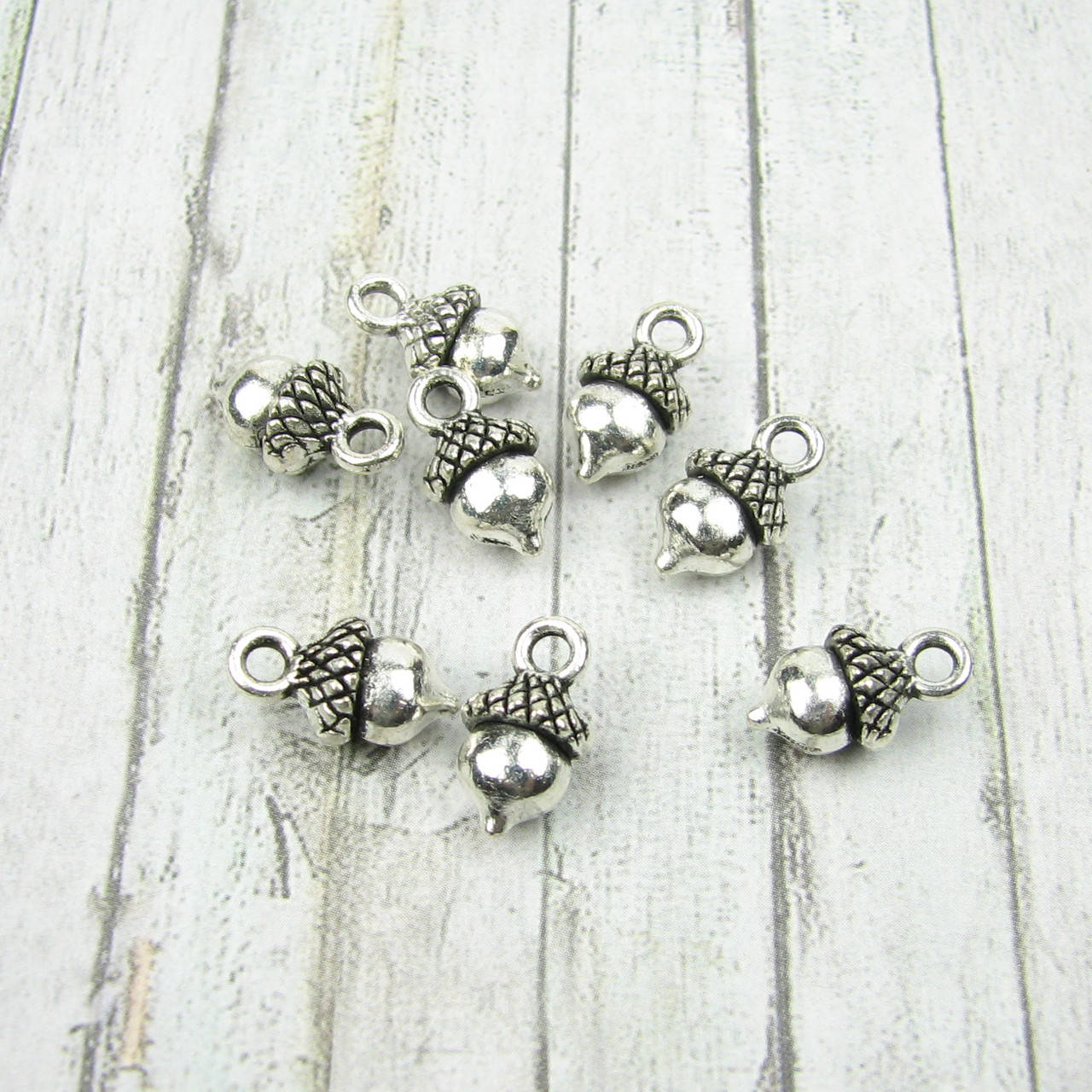 

Набор подвесок "Жолуди" серебро 10шт , 13мм