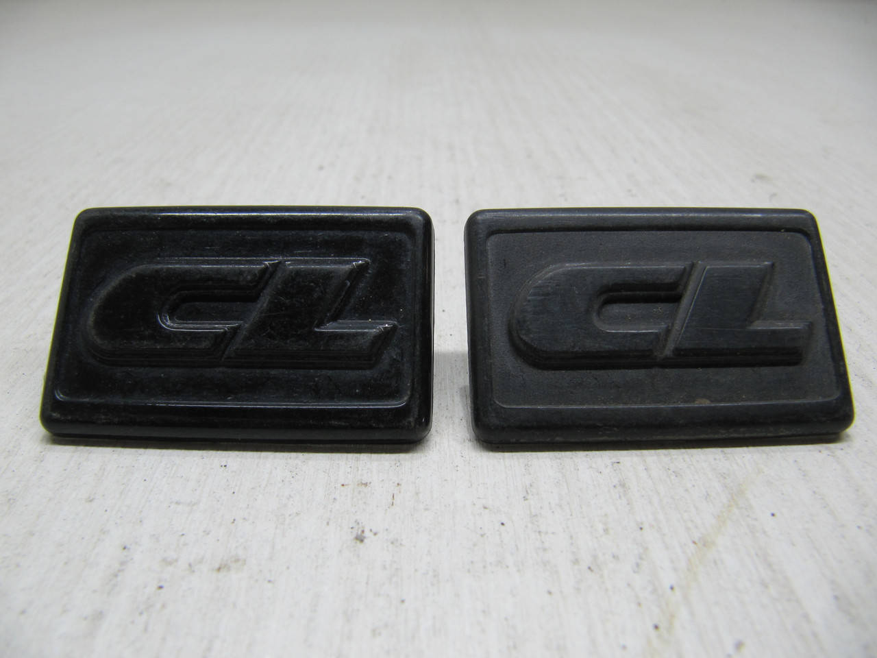 

Шильдик эмблема в крыло CL Гольф 2 Джетта 2 VW Golf 2 Jetta 2 CL Оригинал