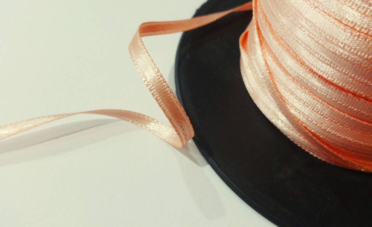 

Лента атласная 3 мм двухсторонняя розовый персик