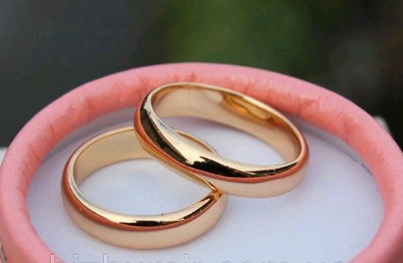 

Обручальные кольца классические 16,17,5 размер, медзолото, медицинское золото