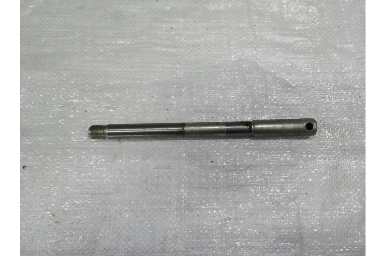 

Ось переднего колеса 3.112-31124