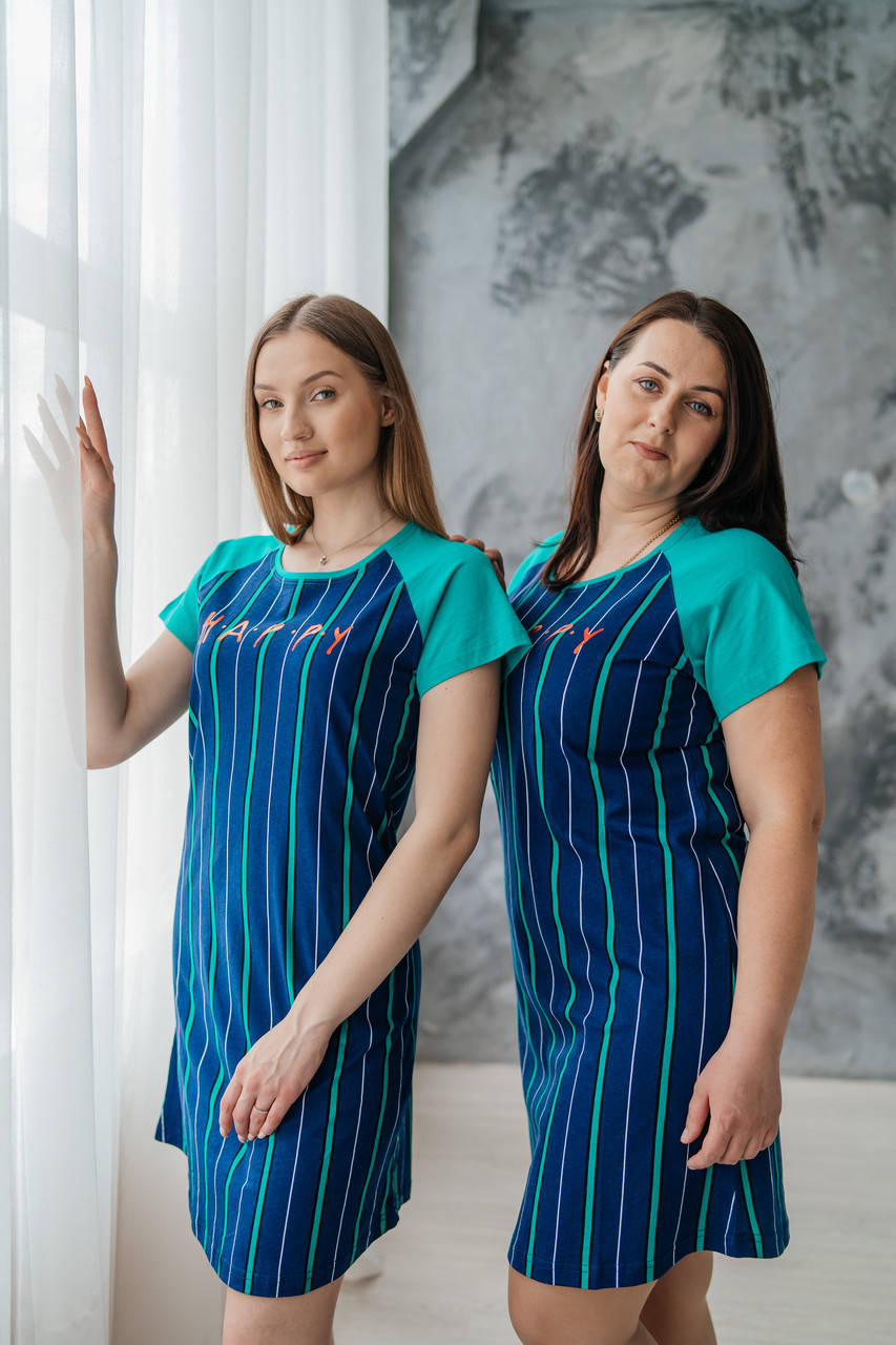 

Надзвичайно яскрава нічна сорочка Vienetta XL