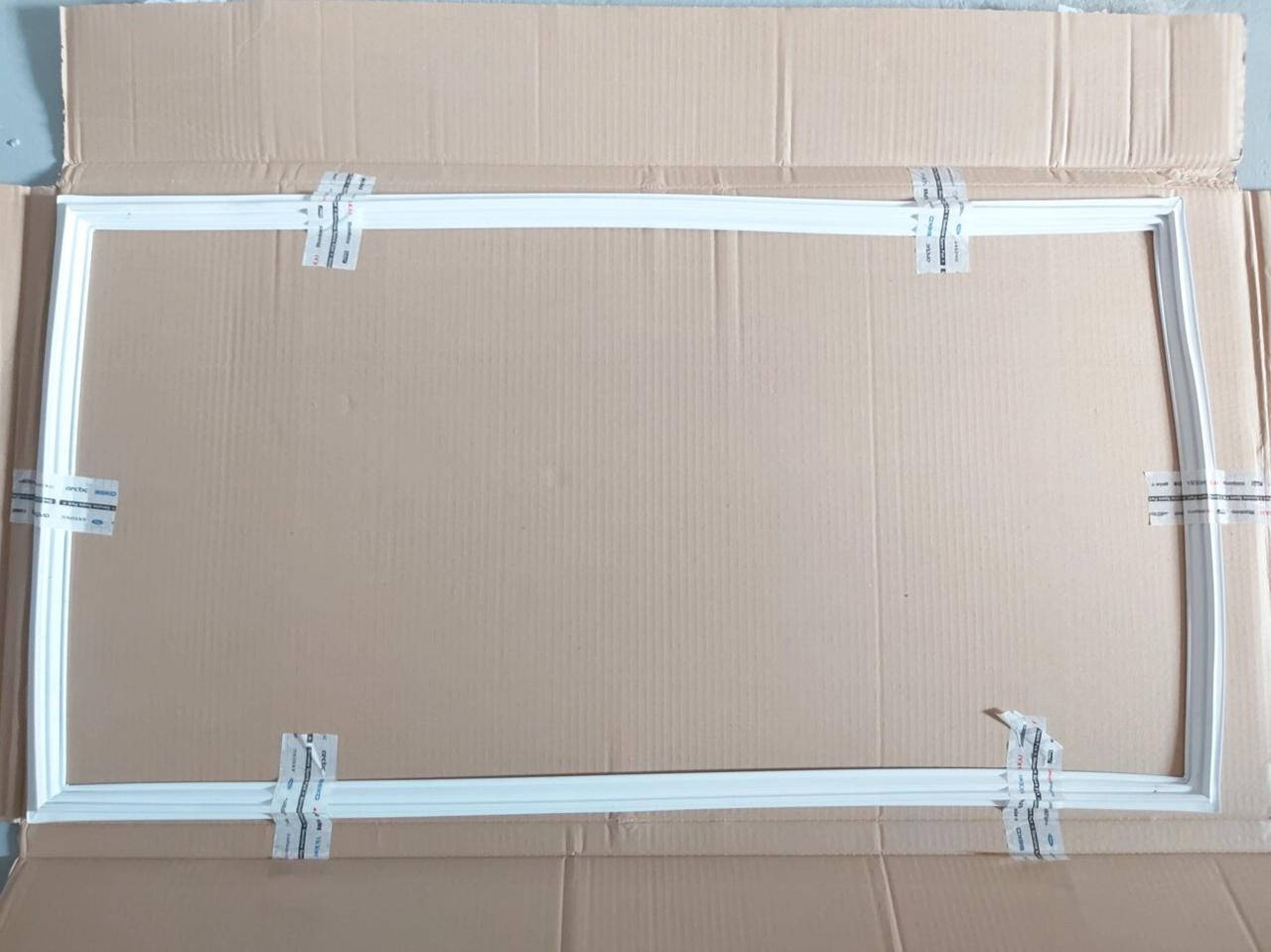 

Уплотнительная резина 107 см X 57 см для двери холодильника BEKO - 4546850500
