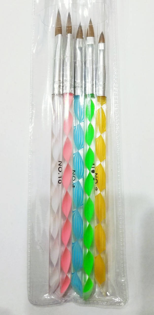 

Набор цветных кистей для акрила