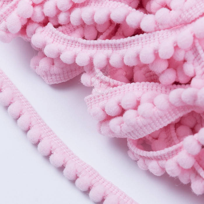 

Тесьма с бархатными мини-помпонами 5 мм розового цвета, Розовый