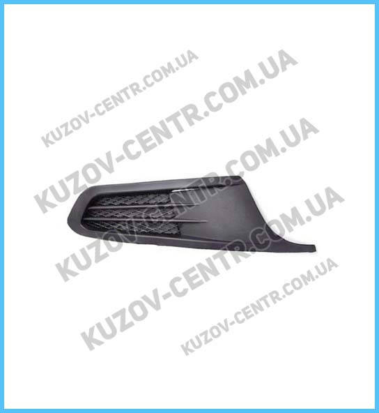 

Решетка в бампере правая VW Jetta VI 11-14 (FPS) без отв. под птф 5C6853666
