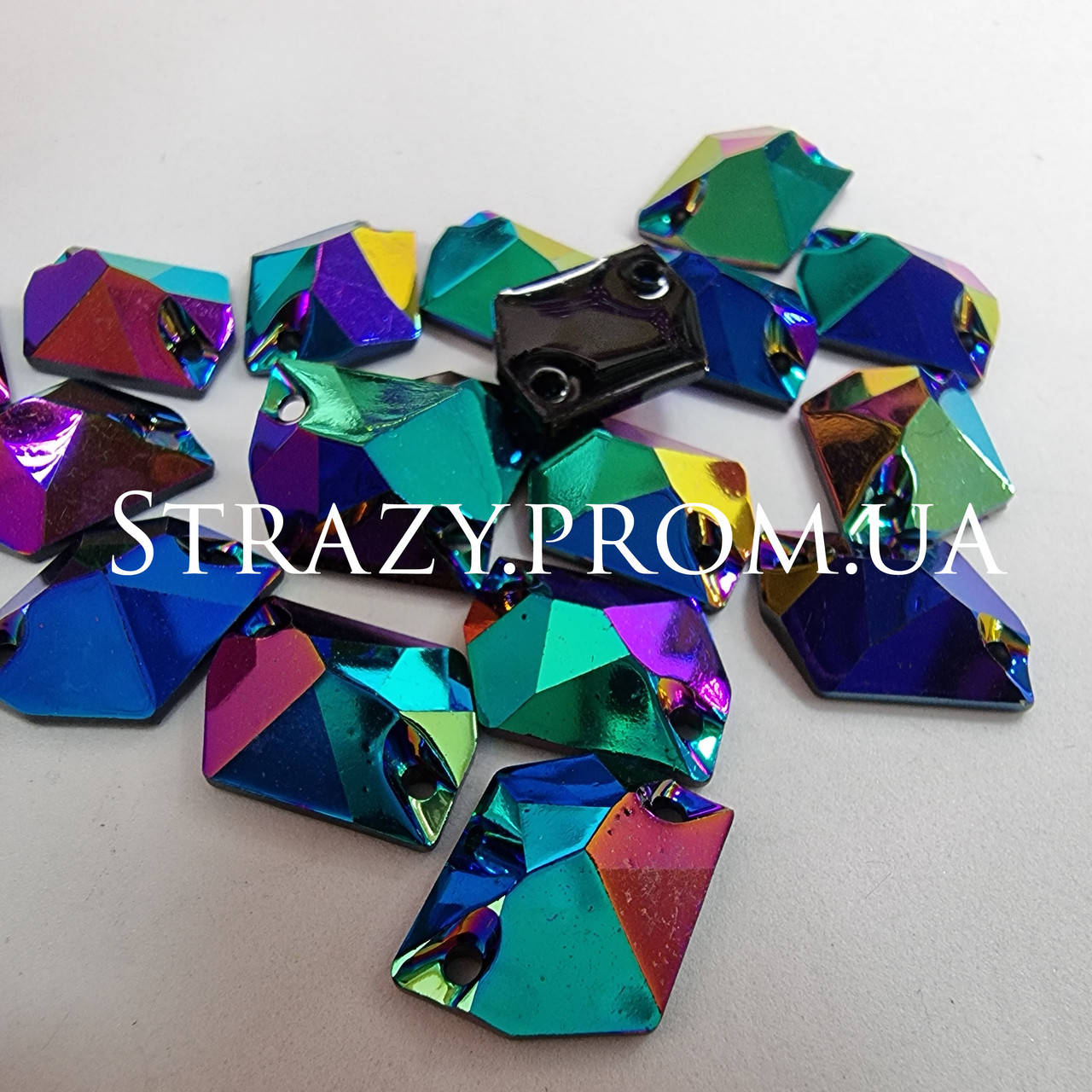 

Космик 16*21мм. EMERALD AB Смола