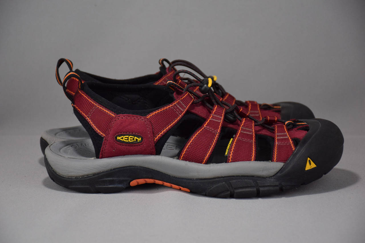 

Keen Newport H2 сандалии босоножки трекинговые. Оригинал. 42 р./ 27.3 см., Бордовый