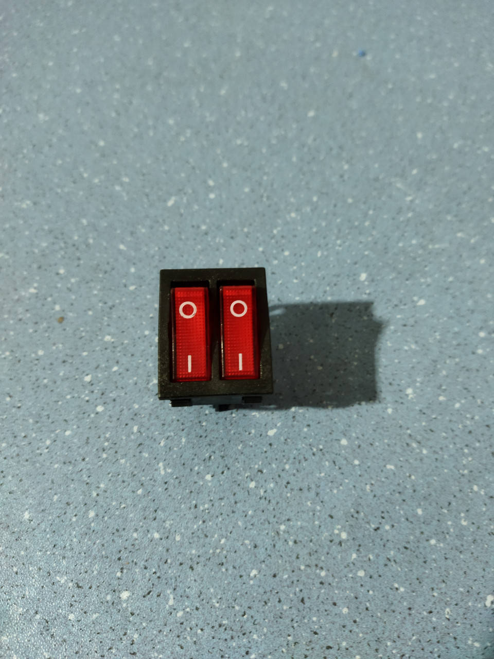 

Кнопка для обогревателя на 4 контакта KCD6 15A 250V