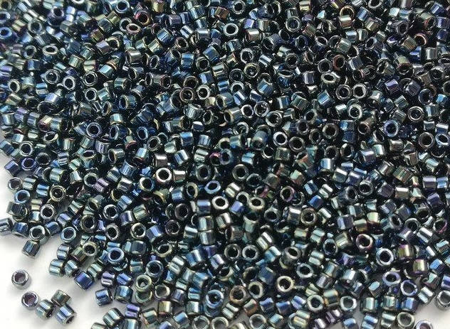 

Японський бісер Miyuki Delica 11/0 DB0006 - Gunmetal Iris