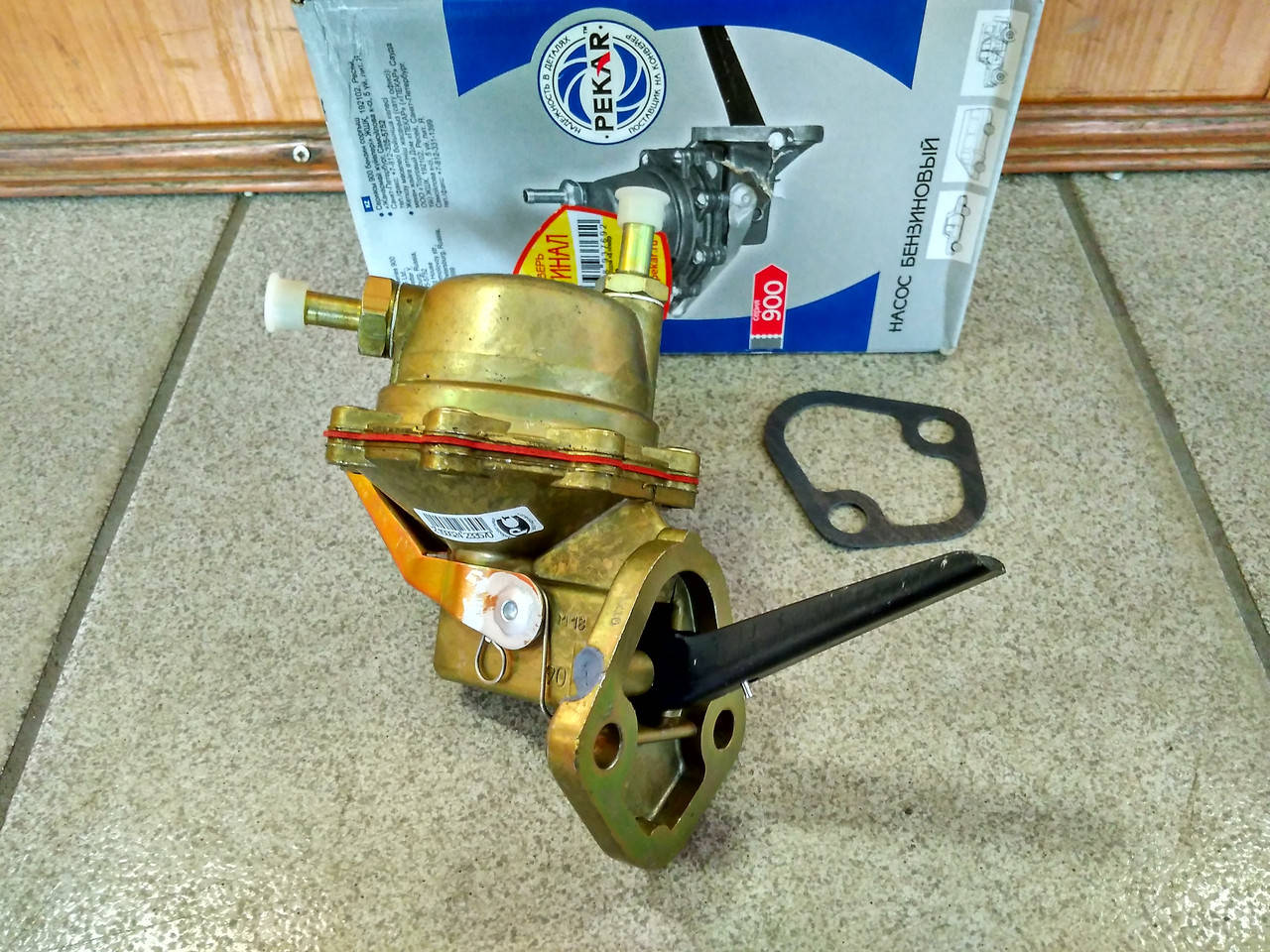 

Насос топливный (бензонасос) УАЗ