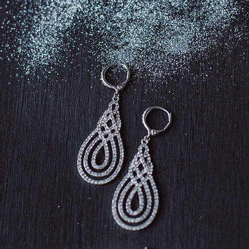 

Серьги с камнями звездная пыль