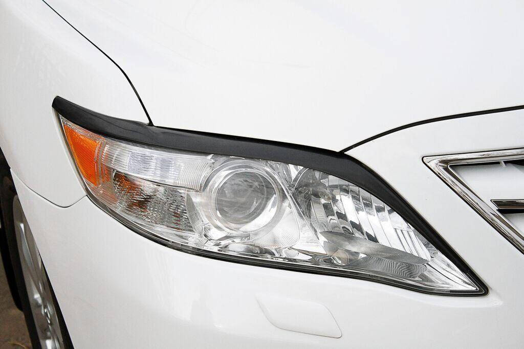 

Реснички на Toyota Camry V40