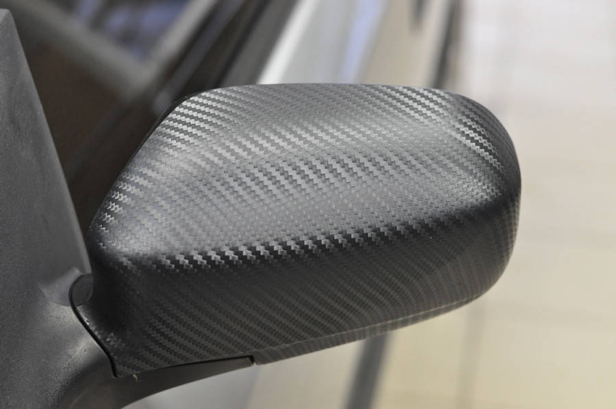 

Пленка карбон 3D черный матовый 100х152 см. текстура крупная 2,5х4 мм.