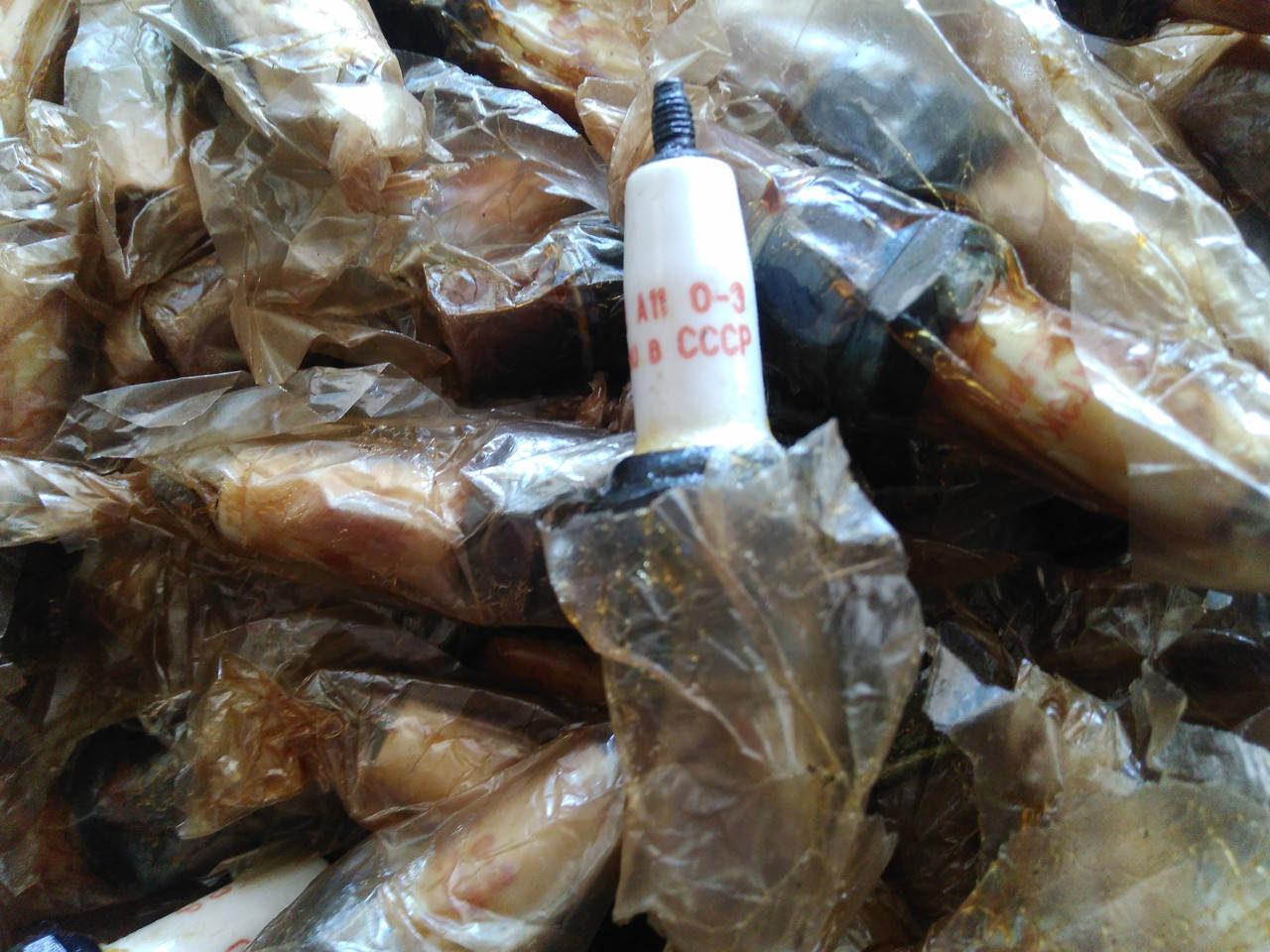 

Свечи зажигания А11 на мотоциклы и авто Волга, ГАЗ СССР