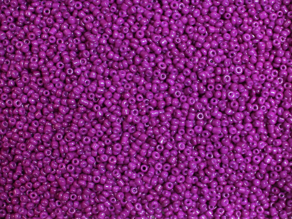 

Бисер 450 грамм МЕЛКИЙ 12/0 Deluxe:24 малиновый