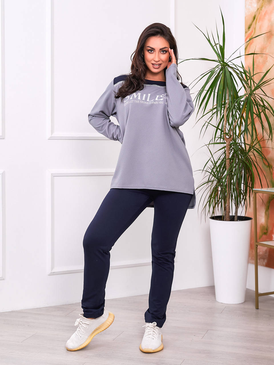 

Женский повседневный костюм спортивного стиля из трикотажа "кукуруза" и трикотажа двунитка 54, Коричневый