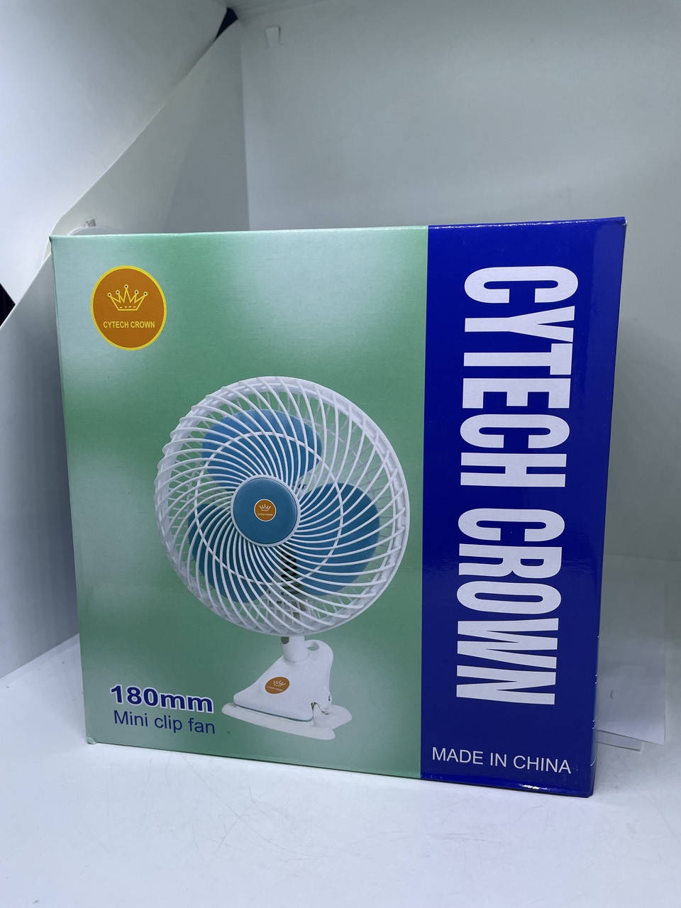 

Вентилятор CYTECH СROWN FC01- 180 мм, 20 BT настольный на прищепке