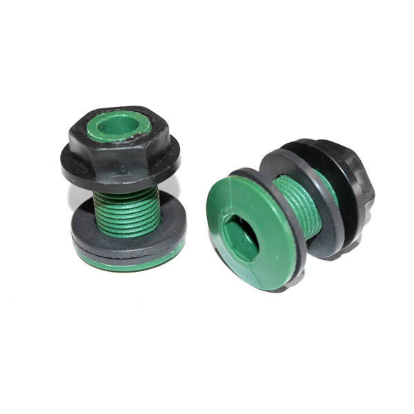 

Врезка в бак пластиковая 1/2