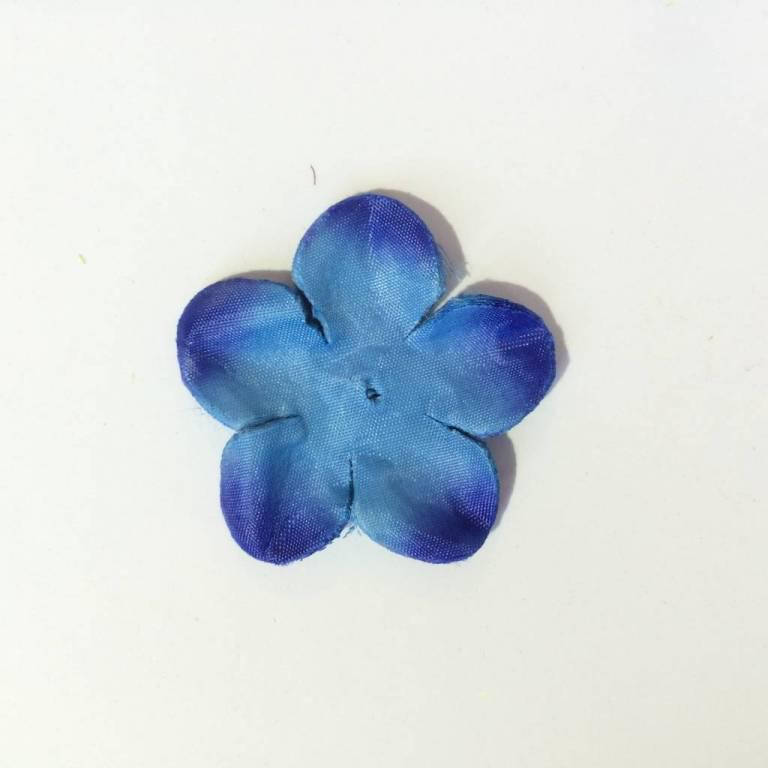 

Заготовка для розы. Цвет синий. 80 штук