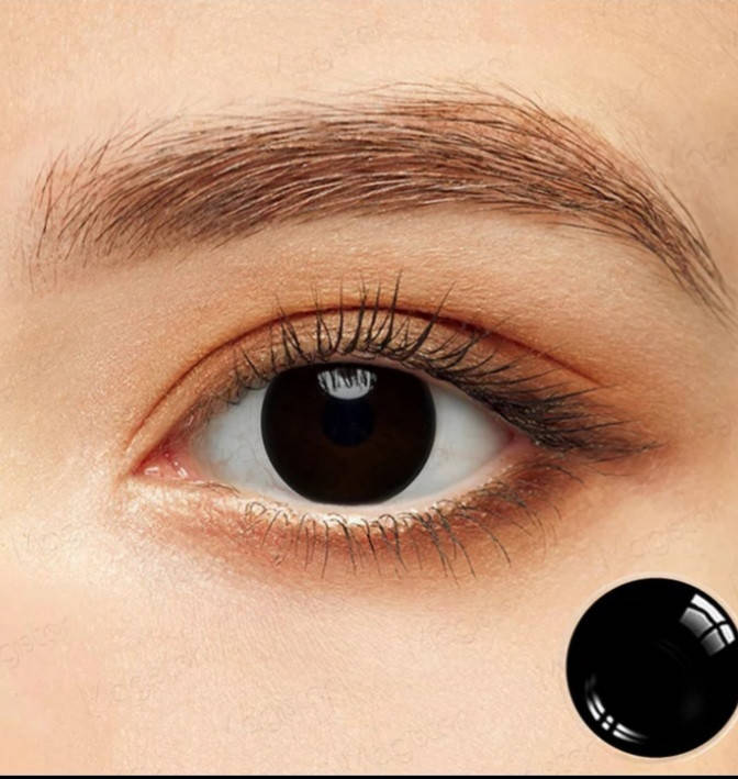 

Цветные контактные линзы чёрные Rock Lee (пара) + контейнер для хранения в подарок