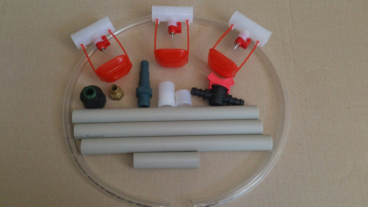 

Комплект ниппельного поения "Птичий двор 20"