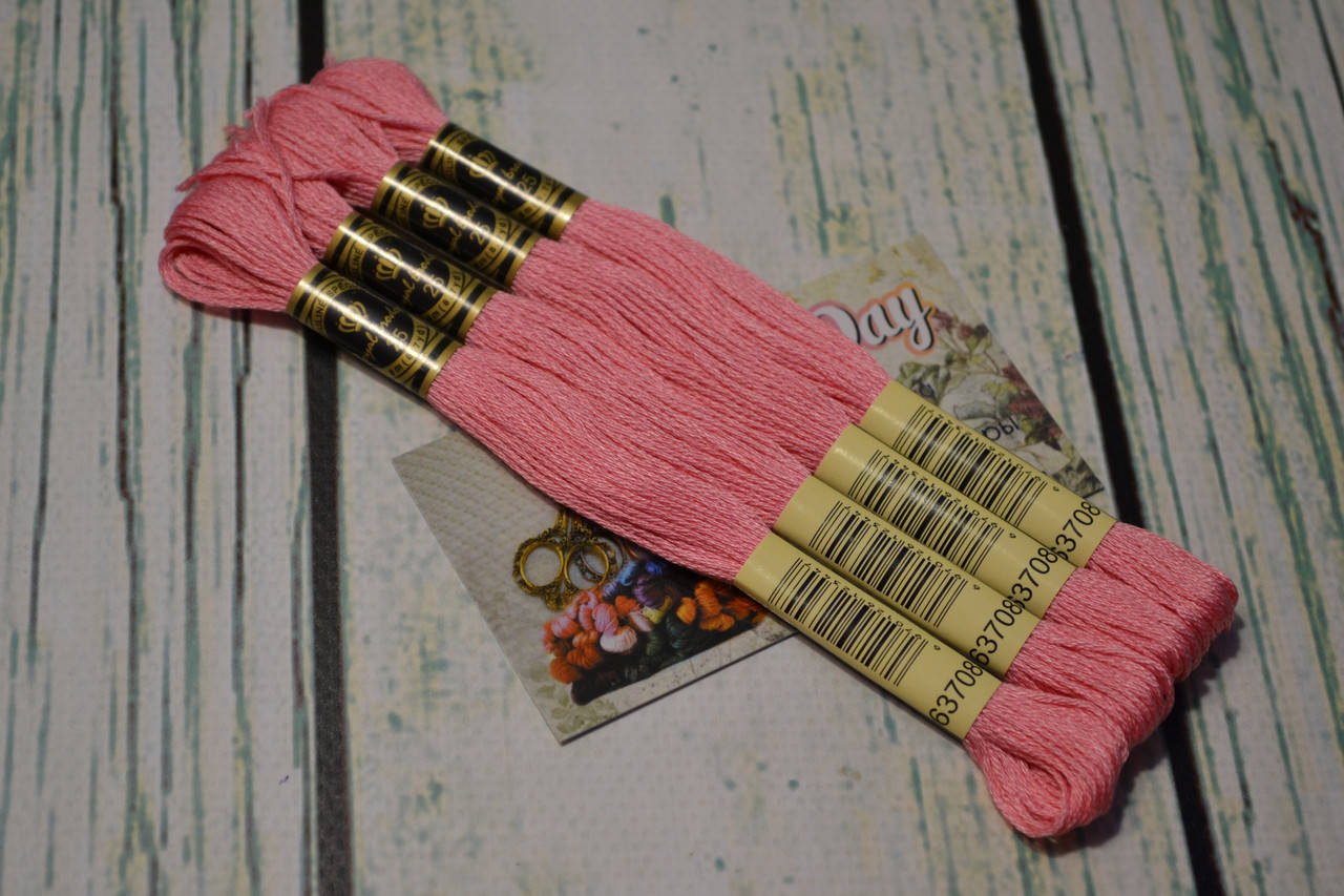 

Мулине Royal Broderie, цвет №3708