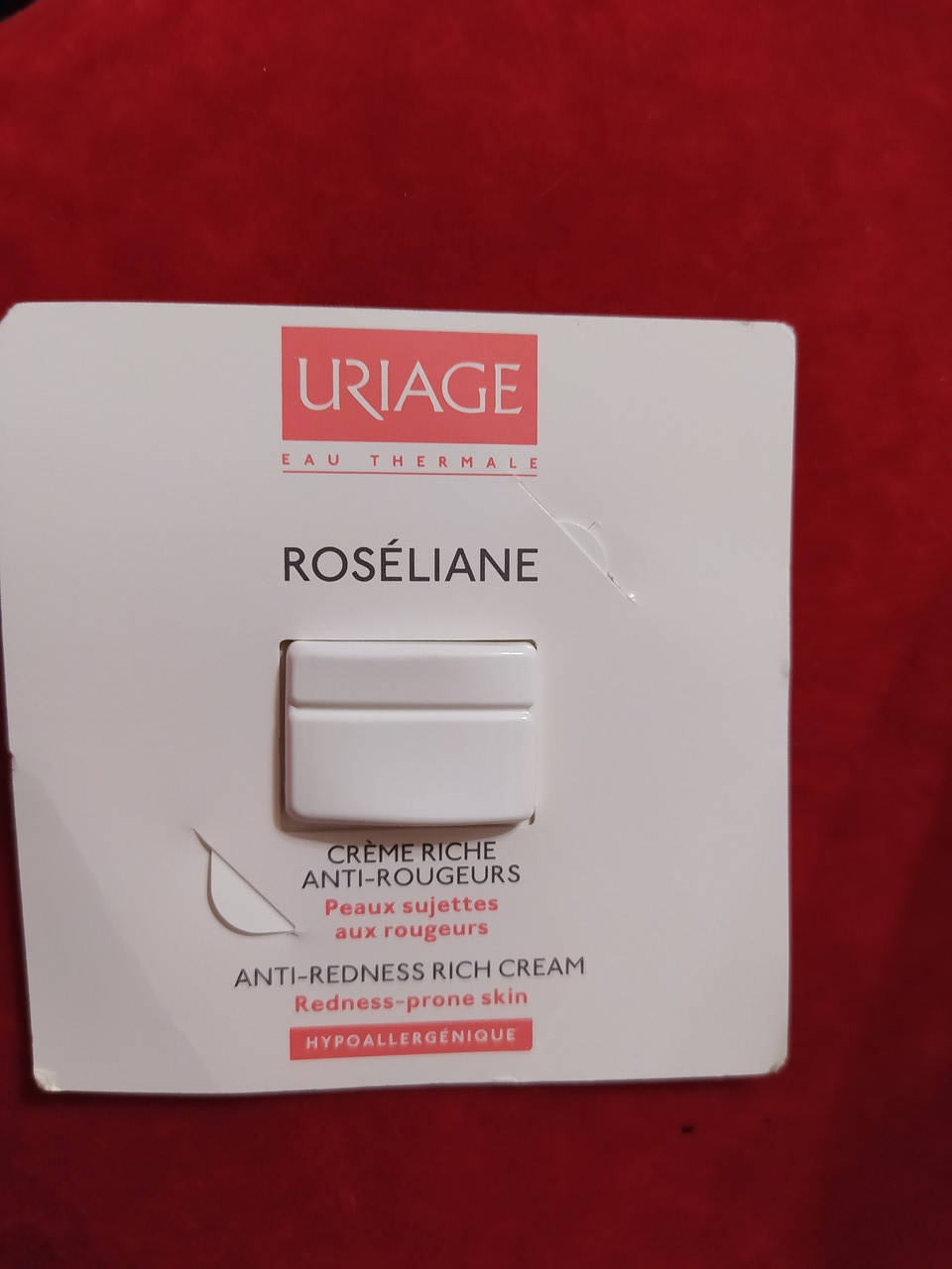 

Крем против покраснения Урьяж Розельян URIAGE Roseliane Anti-Redness Rich Cream