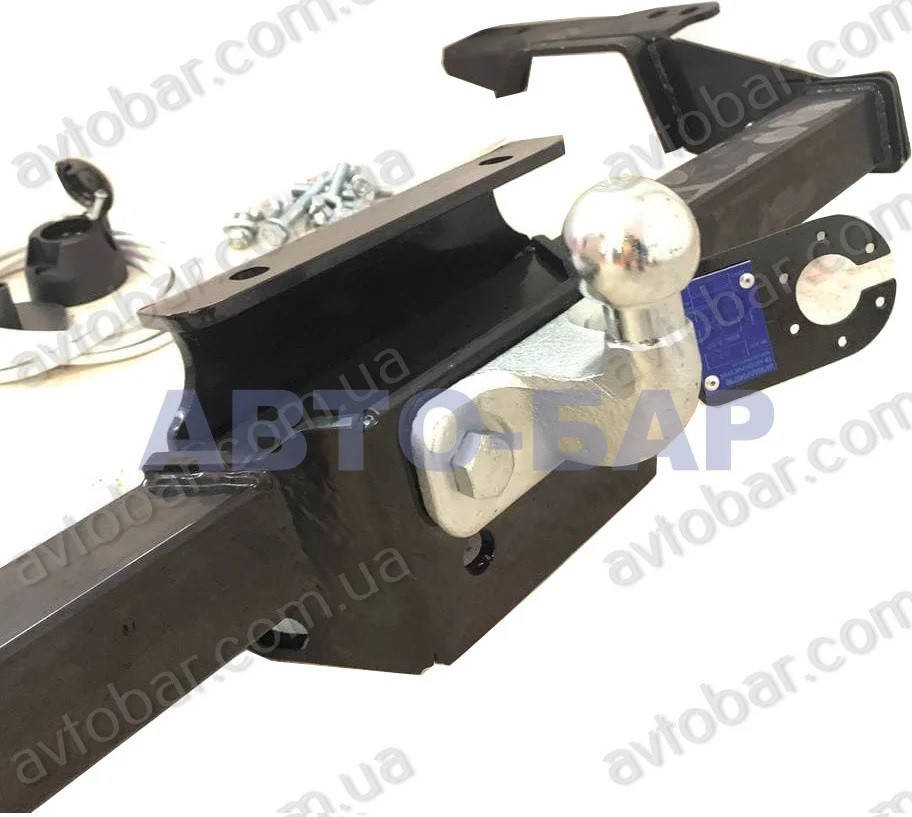 

Фаркоп на Toyota Land Cruiser 150 (с 2009--) Без подрезки бампера