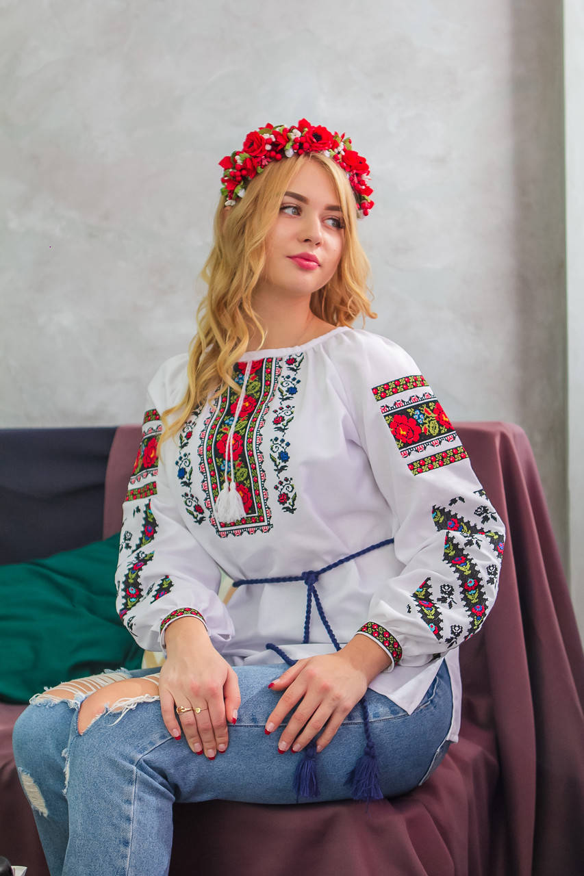 

Вишиванка жіноча Ранкова Троянда домоткане полотно