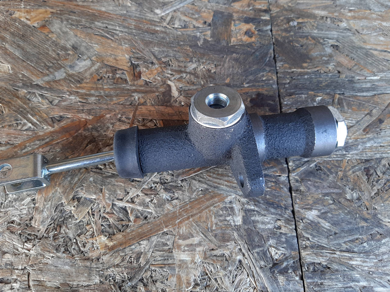 

Цилиндр сцепления главный Запорожец ЗАЗ 968М Новый