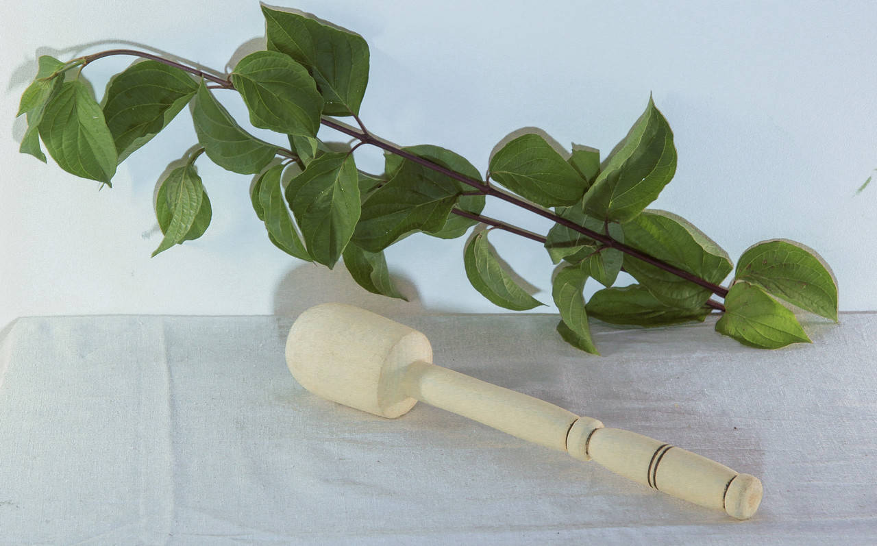 

Макогон деревянный из бука 27 см