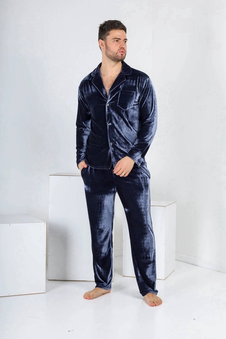 

Пижамный мужской костюм. Пижама мужская бархатная 46 48 50 52 54 56