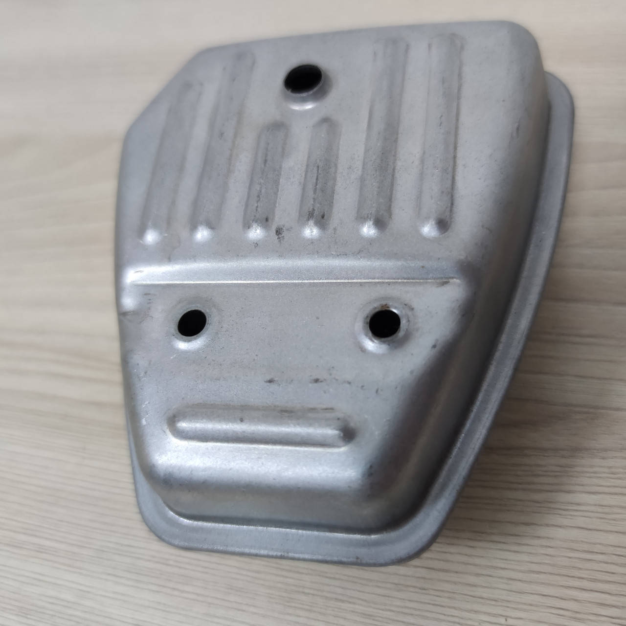 

Глушитель для Oleo-Mac Sparta 25/25Т,EFCO Stark 25 ОРИГИНАЛ