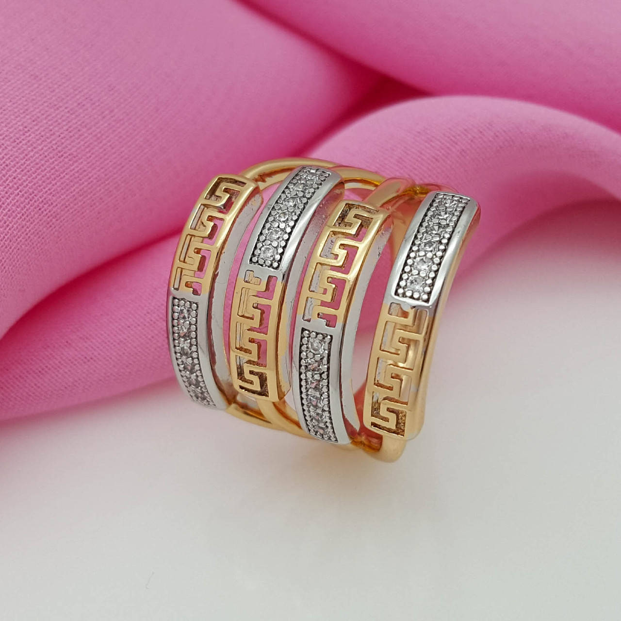 

Кольцо Комбинированное с греческим узором, р.17; позолота Xuping, 18К