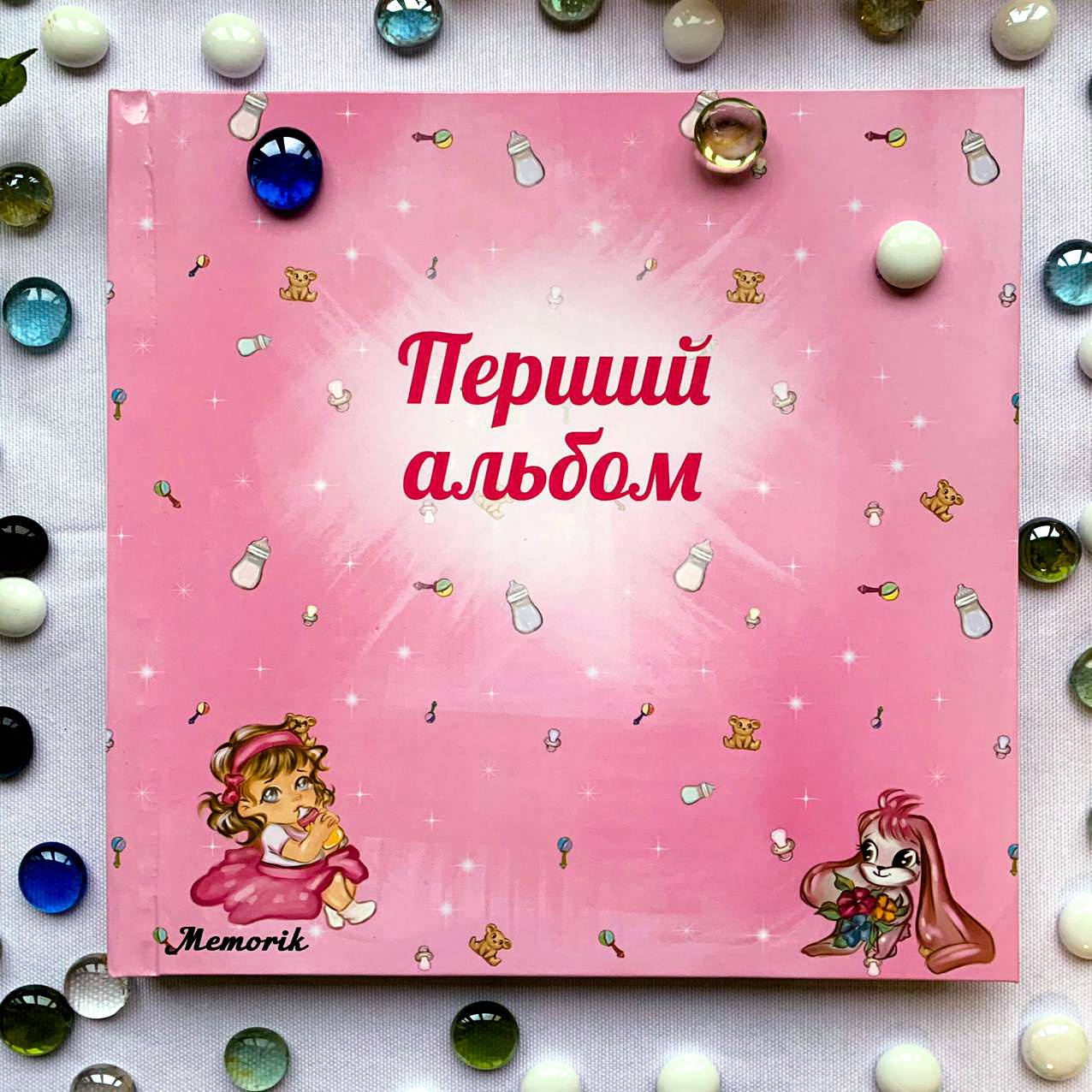 

Альбом для новонародженного "Перший альбом" на українській мові для дівчинки