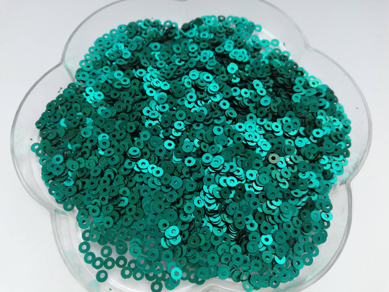 

Паєтки 3 мм Parasailing green - Зелений - 5 г Індія