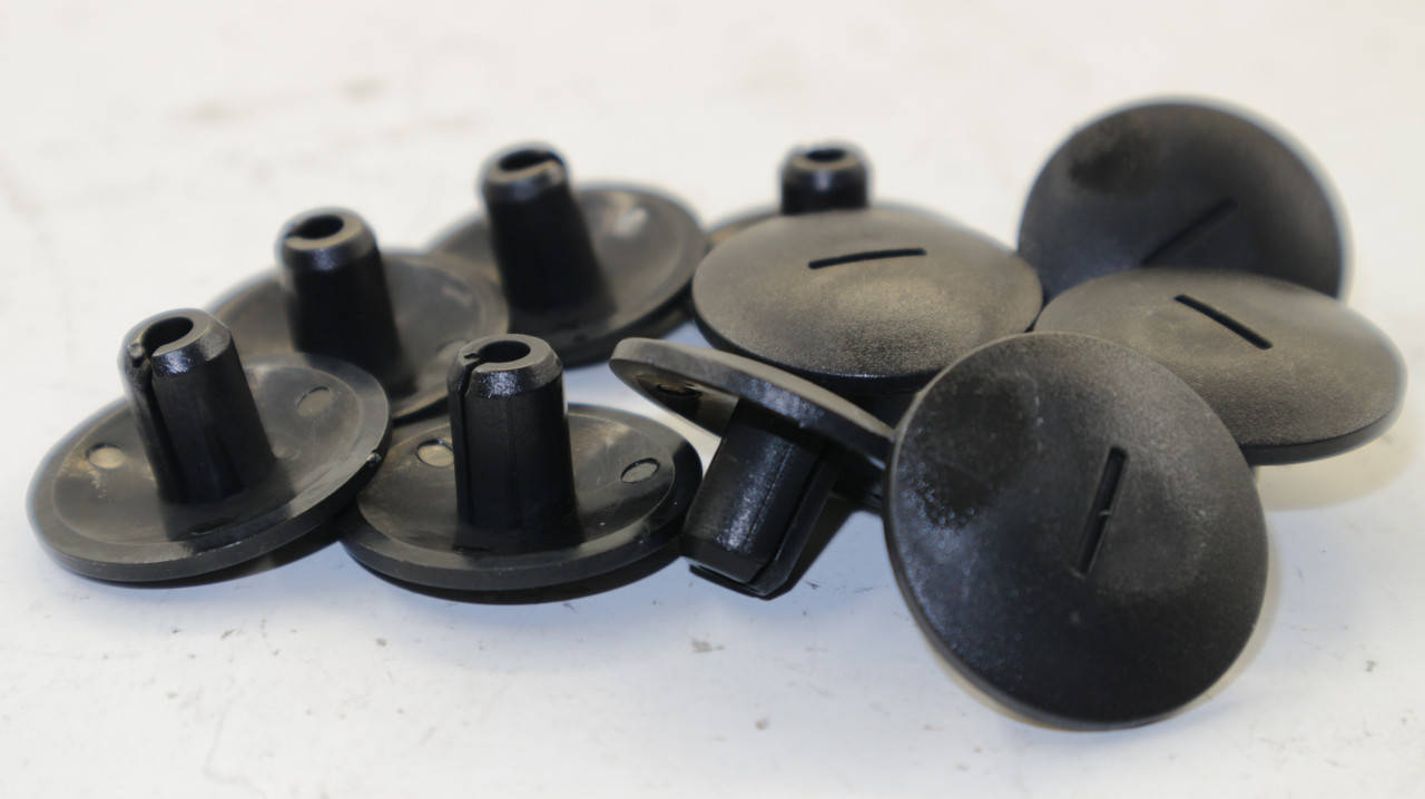 

Клипса крепления передних + задних подкрылок на Рено Логан 2004-2012 —> ASAM - 30803