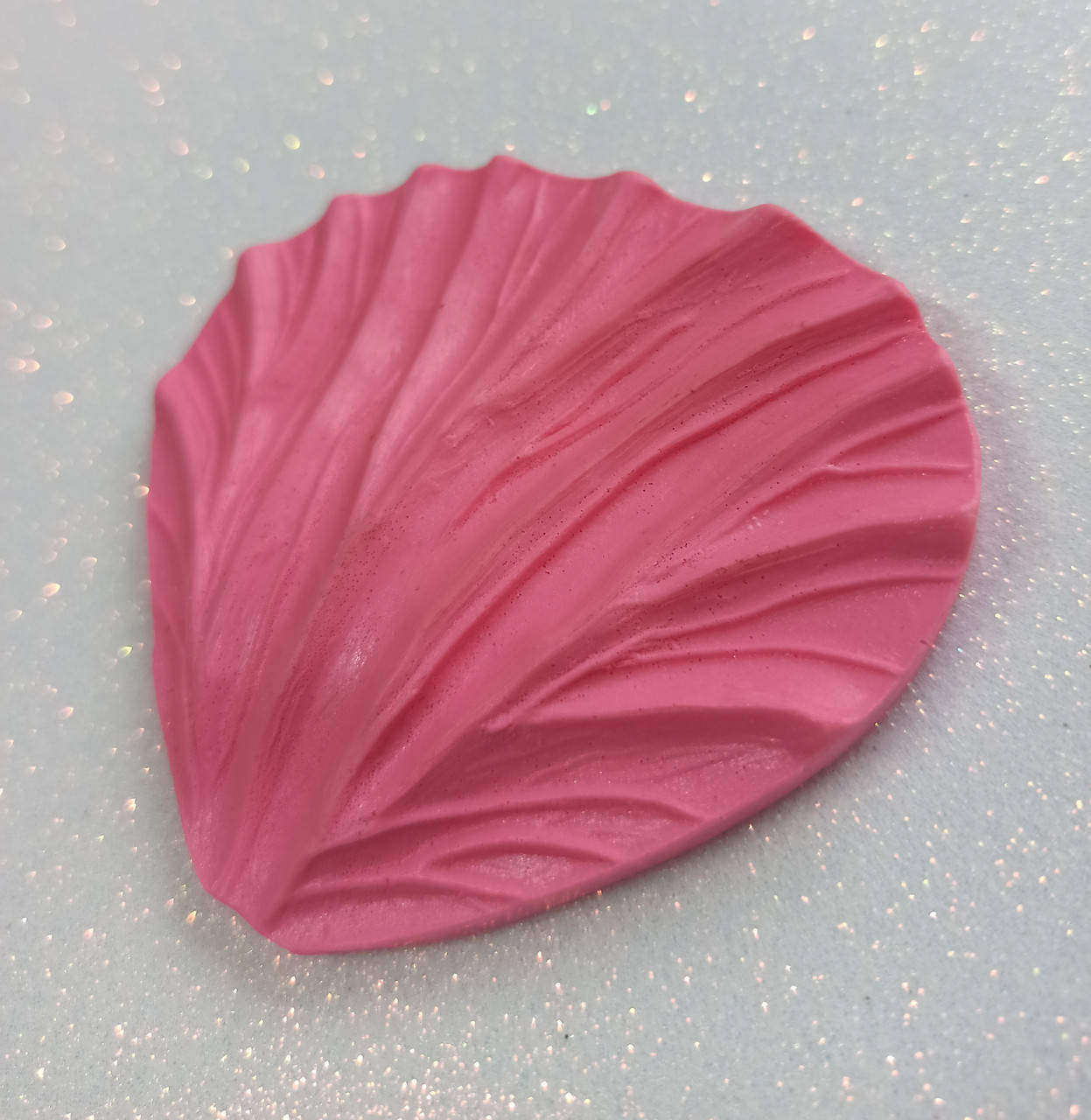 

Молд "Лепесток универсальный" 9×8 см для ростовых цветов