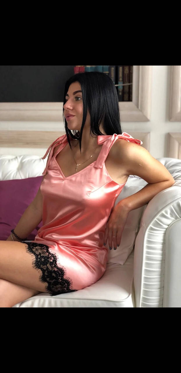 

Шелковый пеньюар с кружевом на завязках, одежда для сна.