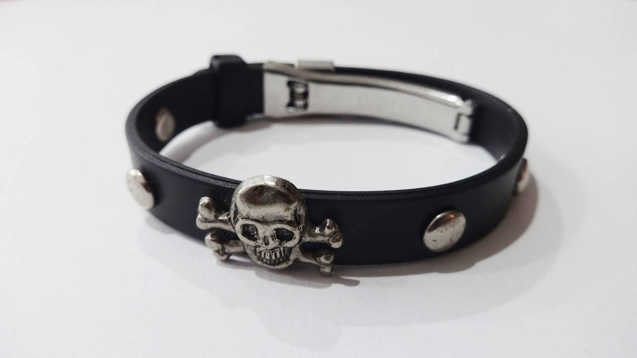 

Браслет на руку с черепом черный 19 см
