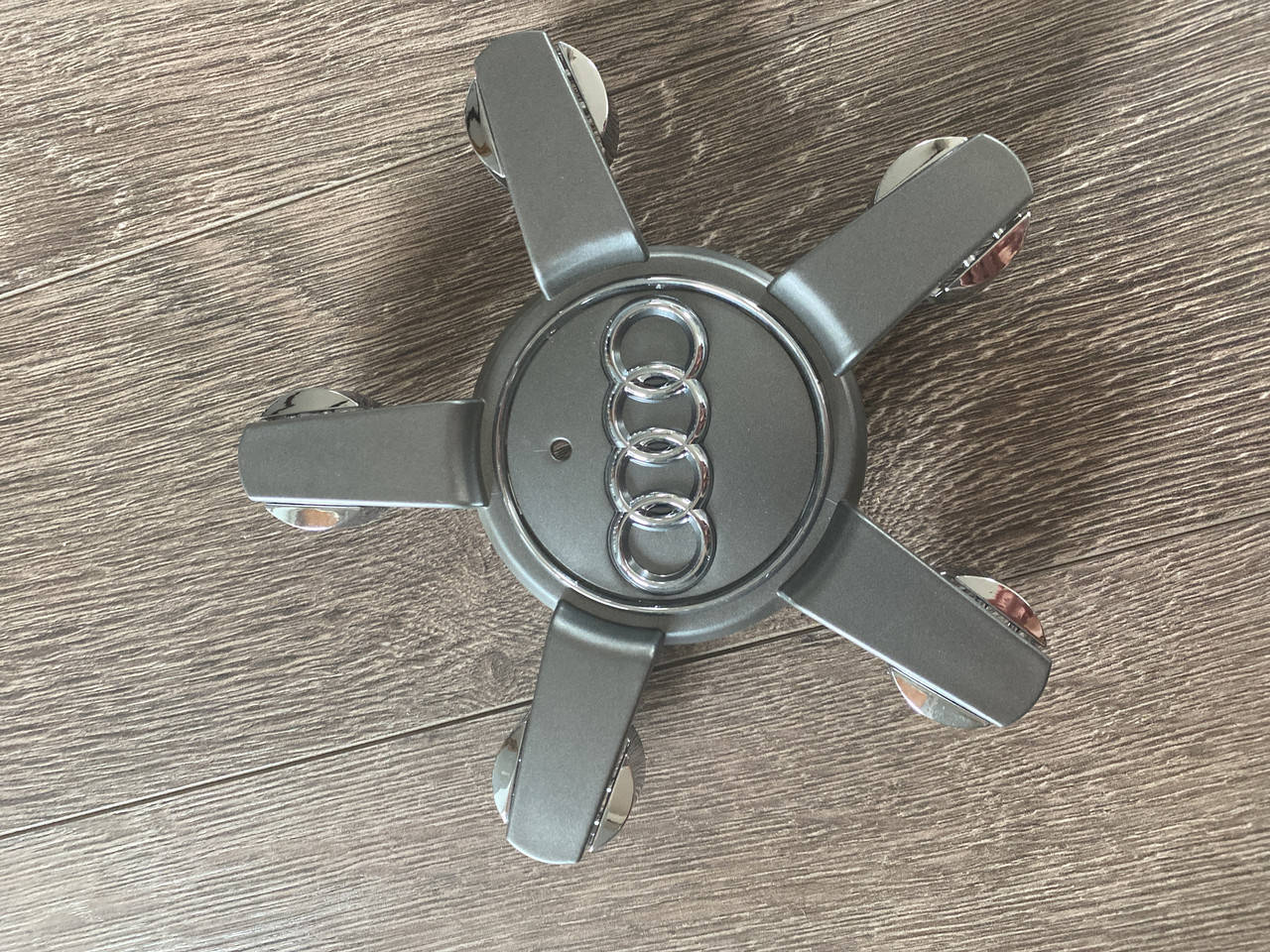 

Колпачок Колпачки на диски Audi Q7 4L0601165D 155мм