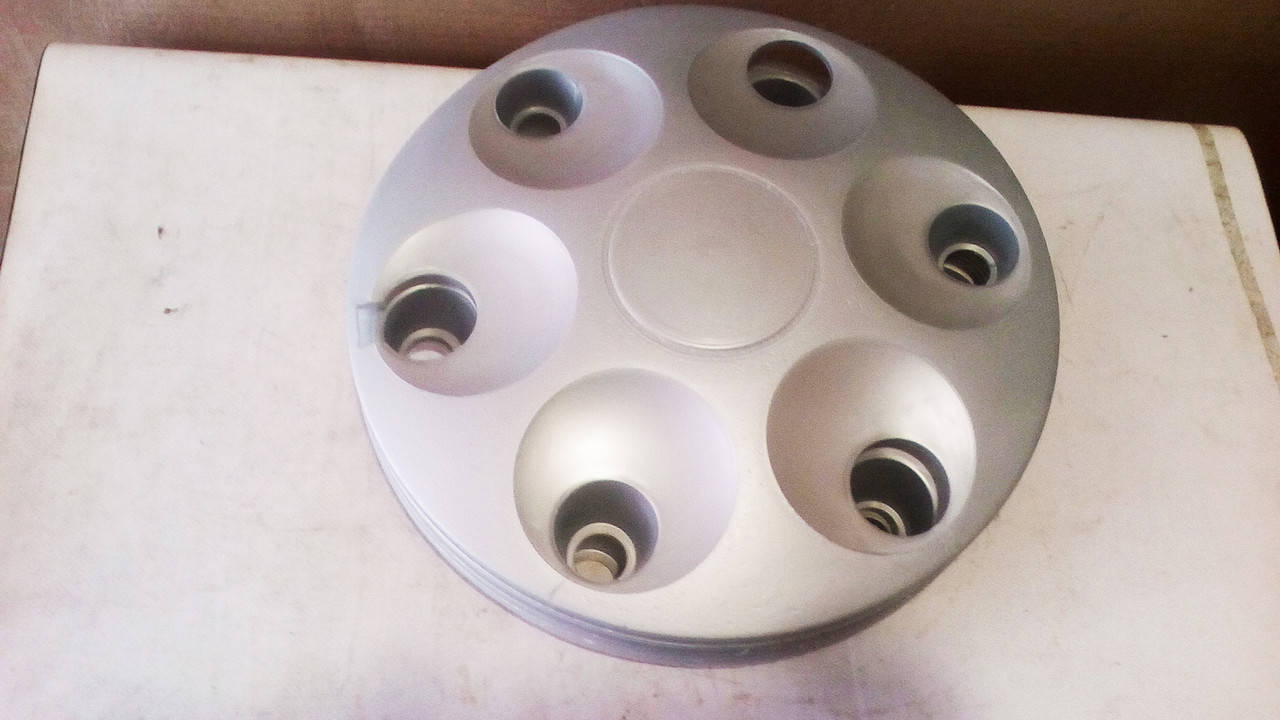 

Колпаки колесные Таврия, Славута Заз 1102, 1103 светлосерые