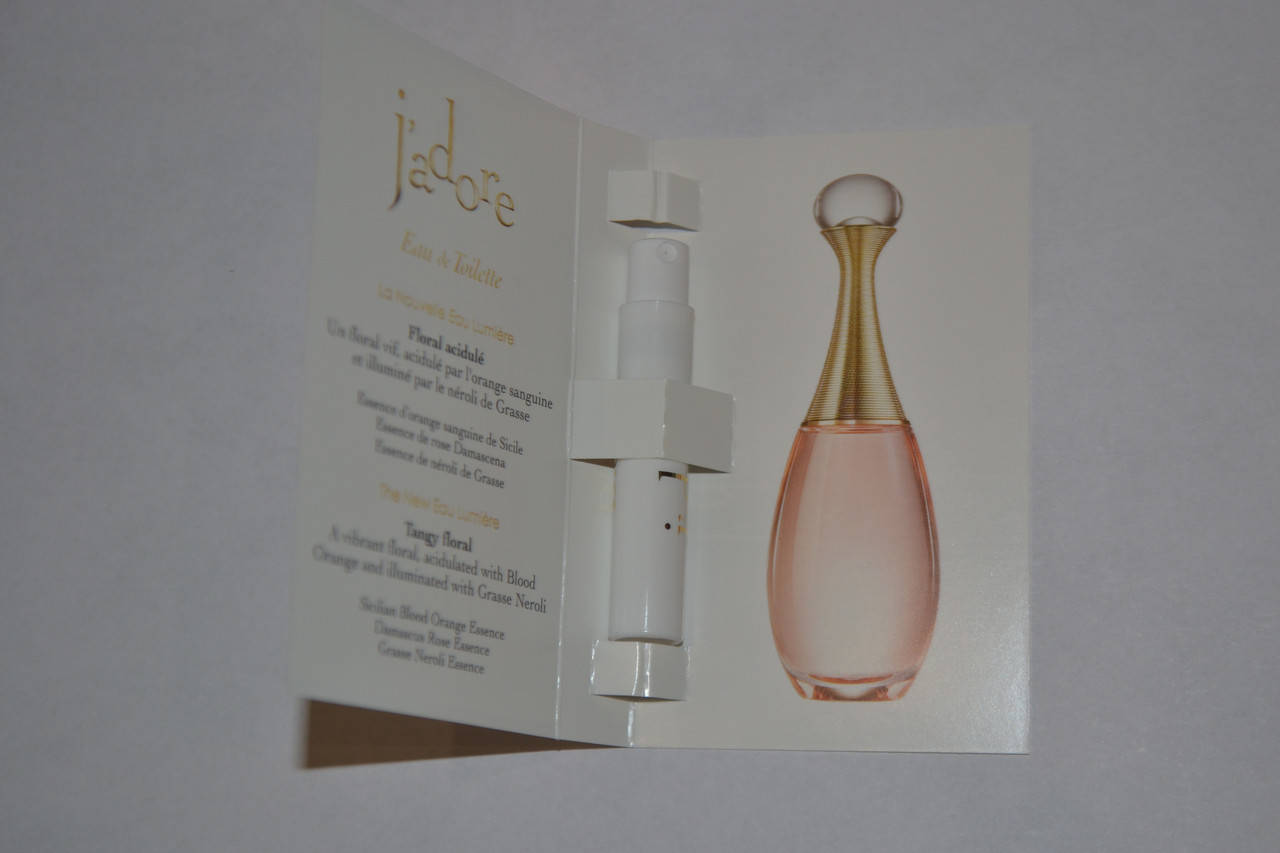 

Пробник женской туалетной воды Dior J'adore Eau de Toilette 1ml