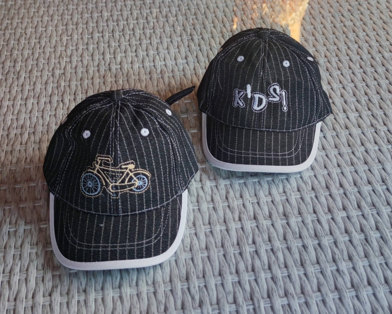 

Бейсболка джинсовая