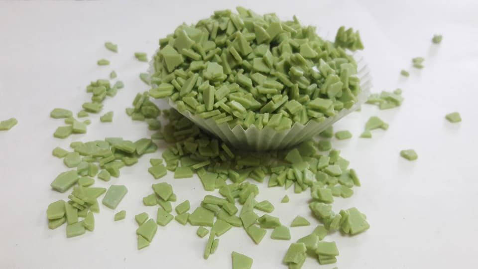 

Шоколадные осколки зеленые.