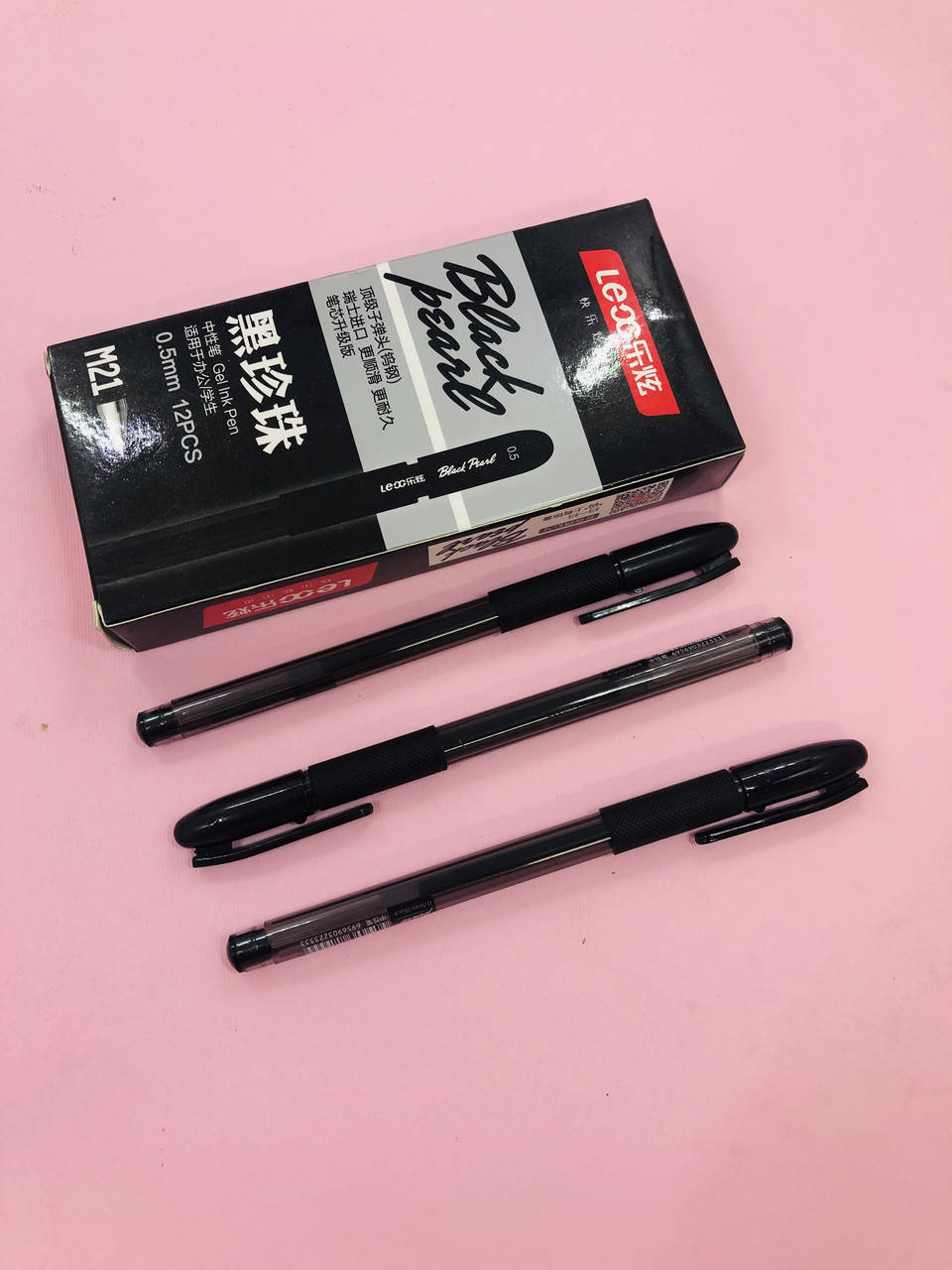 

Гелевая ручка М21 черная